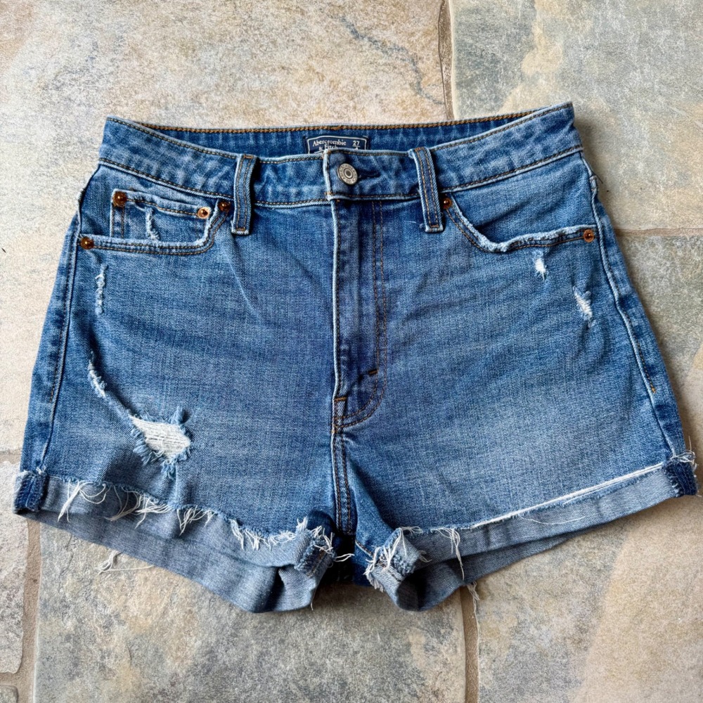 Abercrombie & Fitch Y2K High Rise Distressed Cuffed Hem Women's Shorts 4